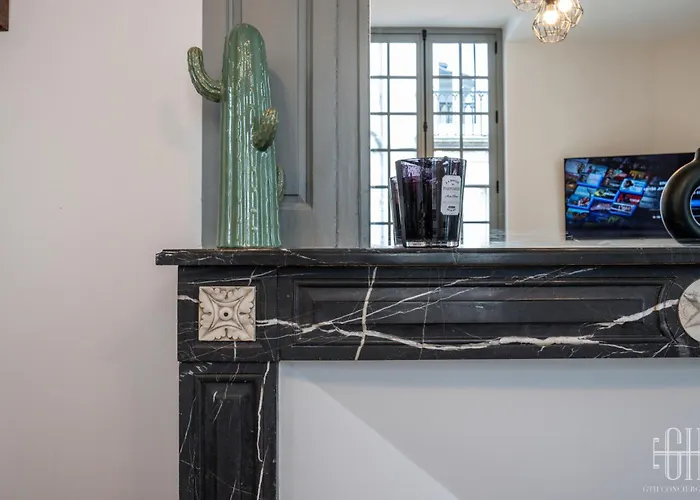 Апартаменты Le Racine / Colbert - Bords De Loire