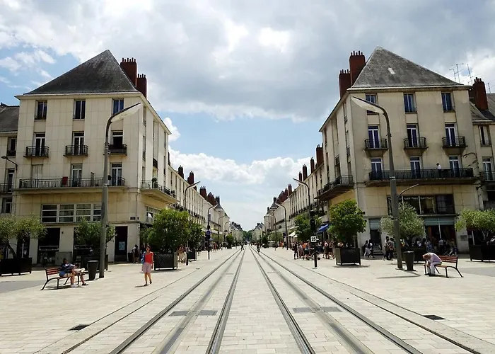 Le Racine / Colbert - Bords De Loire Тур