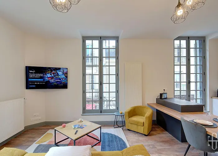 Апартаменты Le Racine / Colbert - Bords De Loire