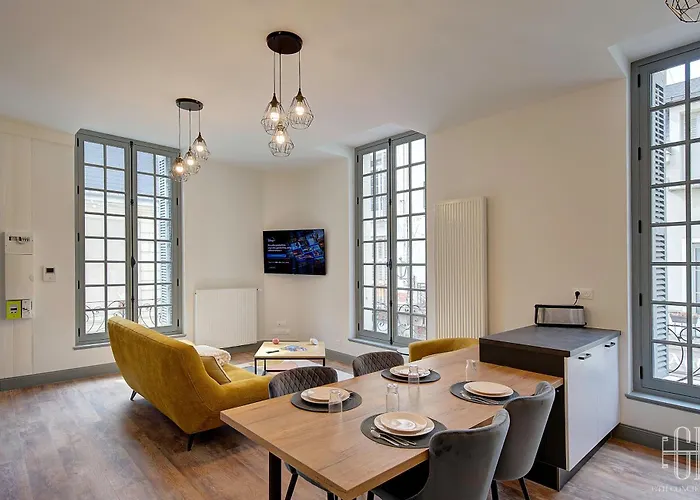 Апартаменты Le Racine / Colbert - Bords De Loire